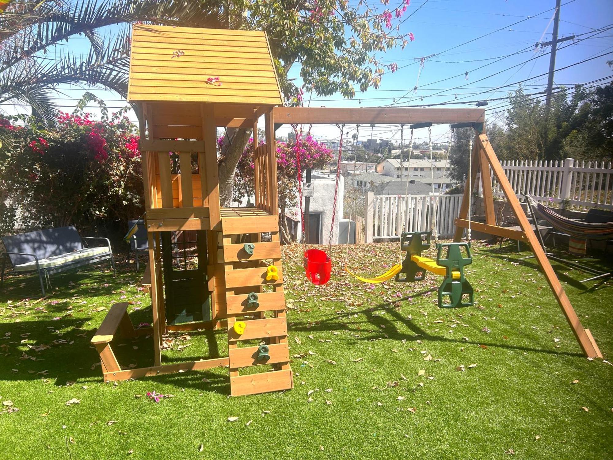 Casa Pacifica - Bbq, Firepit, Walk To Tons Of Fun Places Apartment *